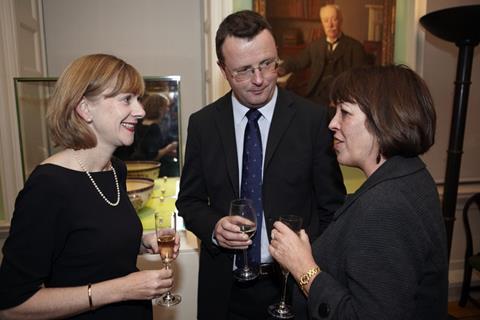HSJ50 2009 reception